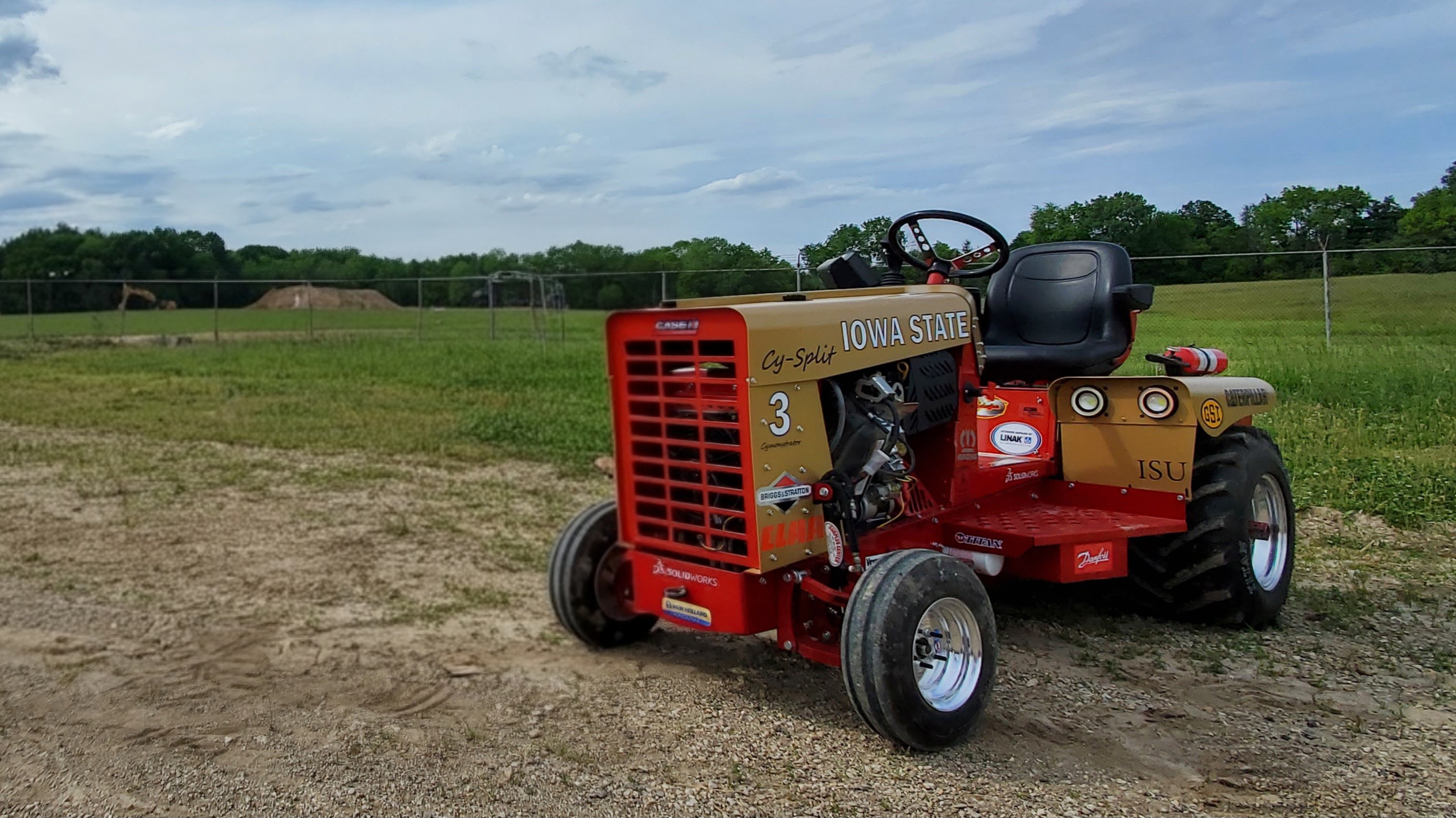 ISU 2022 Cymonstrator